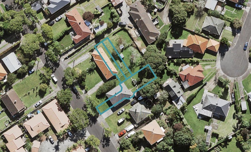 39A Riro Street, Point Chevalier, Auckland - Carousel 1