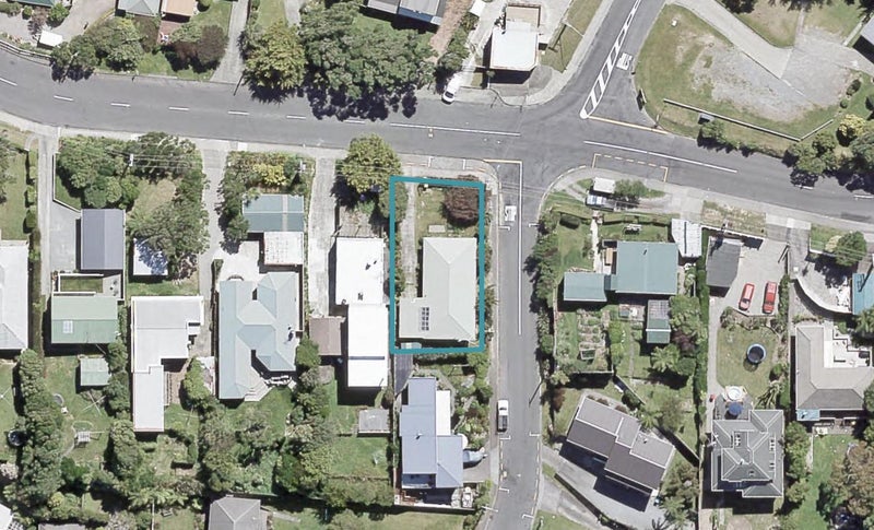 208 Miromiro Road, Normandale, Lower Hutt - Carousel 1