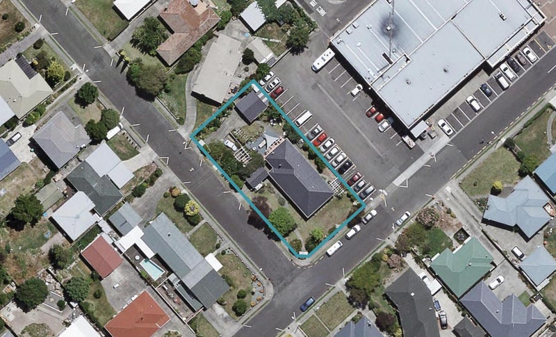 37 Menin Road, Onekawa, Napier - Carousel 1