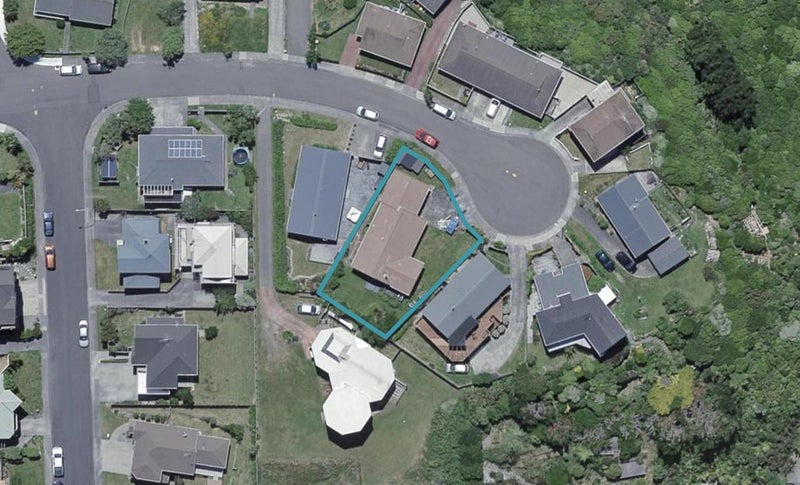 24 Sunhaven Drive, Newlands, Wellington - Carousel 1