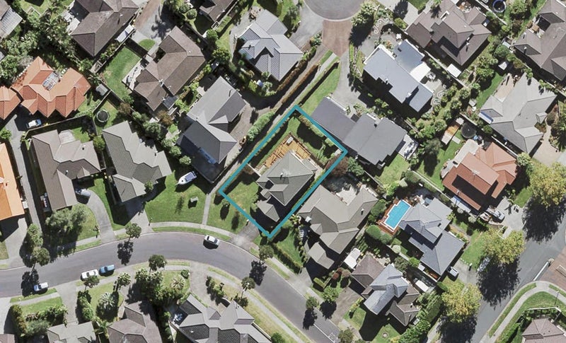 5 Admirals Court Drive, Greenhithe, Auckland - Carousel 1