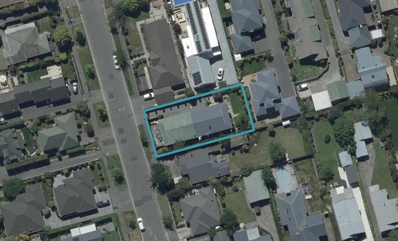 46 Garreg Road, Bryndwr, Christchurch - Carousel 1