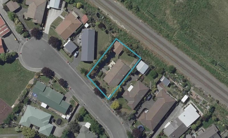 21 Warner Place, Heathcote Valley, Christchurch - Carousel 1
