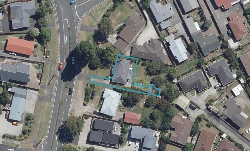 2/102 Hukanui Road, Chartwell, Hamilton - Carousel 1