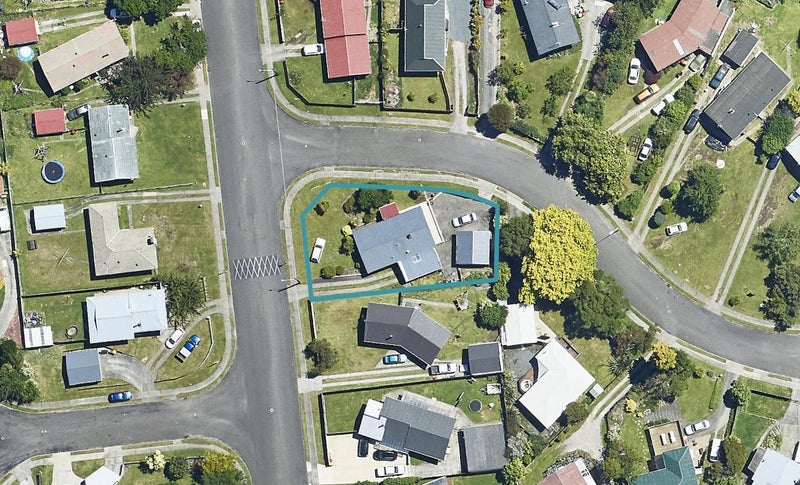 24 Gem Street, Pukehangi, Rotorua - Carousel 1