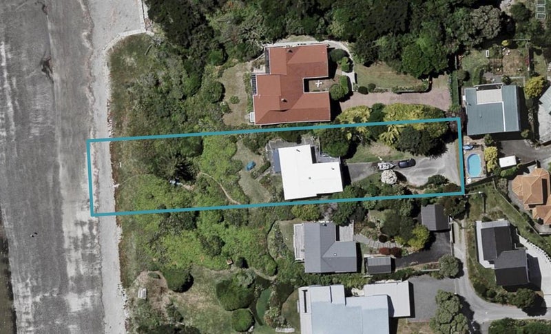 12 Kirkway, Raumati Beach, Paraparaumu - Carousel 1