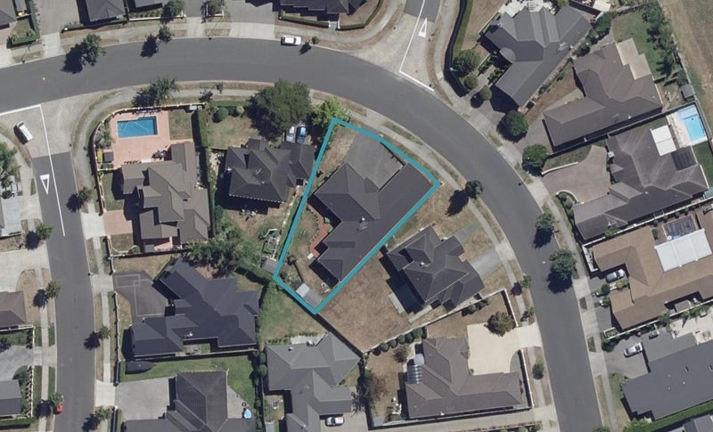 10 Darjon Drive, Huntington, Hamilton - Carousel 1