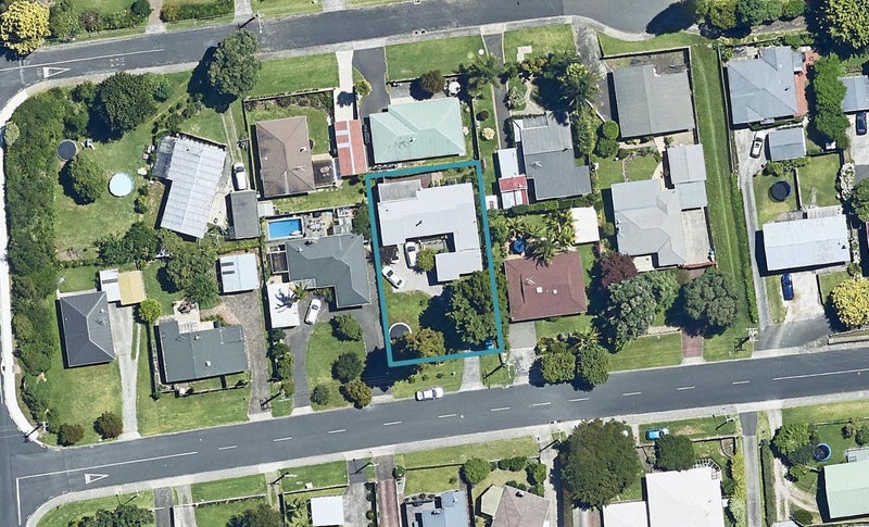 207 Darraghs Road, Brookfield, Tauranga - Carousel 1
