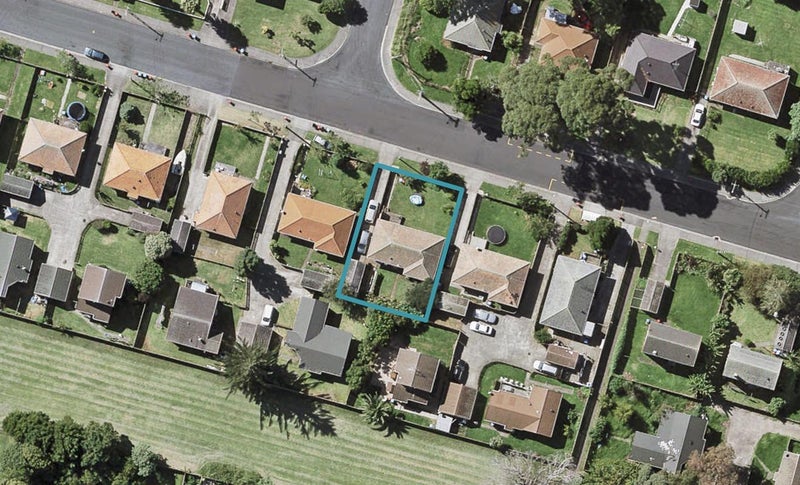 30 Matapan Road, Panmure, Auckland - Carousel 1