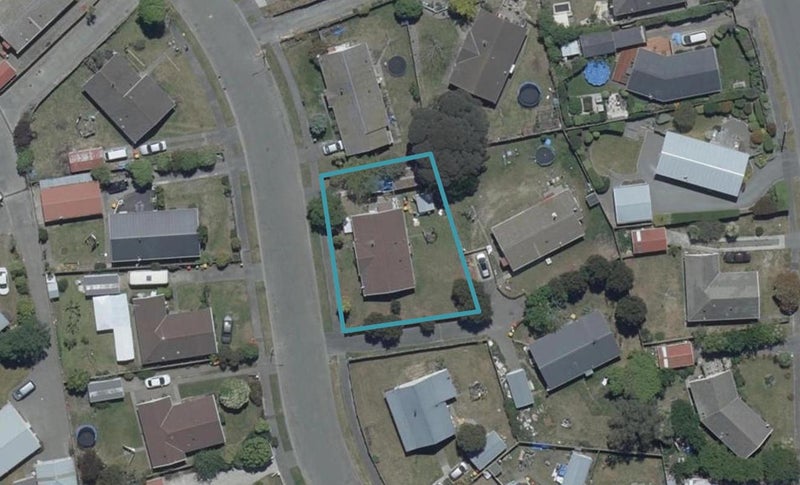 29 Medina Crescent, Parklands, Christchurch - Carousel 1