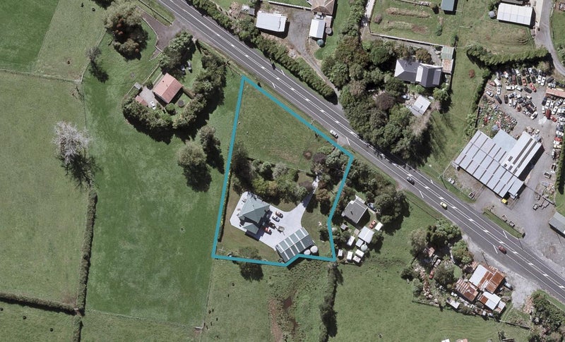 1016 Junction Road, Egmont Village, New Plymouth - Carousel 1
