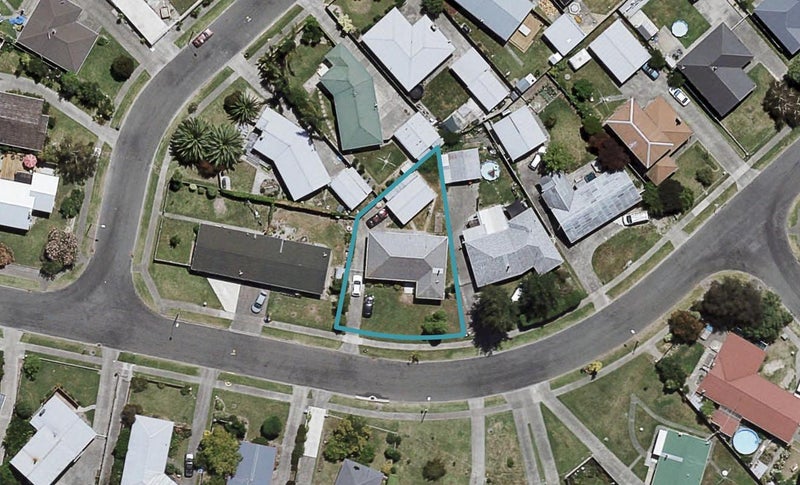31 Clark Avenue, Pirimai, Napier - Carousel 1