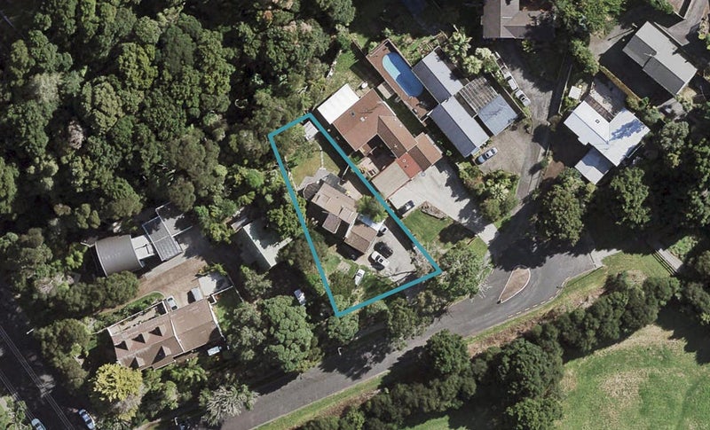 176 Everglade Drive, Totara Heights, Auckland - Carousel 1