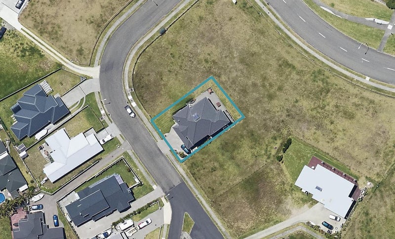 5 Anchorage Grove, Coastlands, Whakatane - Carousel 1