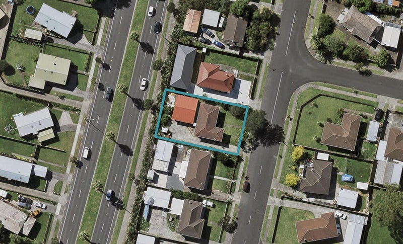 17 Dissmeyer Drive, Clover Park, Auckland - Carousel 1