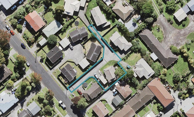 10B Willerton Avenue, New Lynn, Auckland - Carousel 1