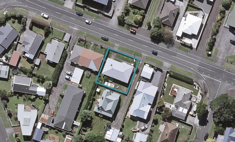 294 Carrington Street, Vogeltown, New Plymouth - Carousel 1