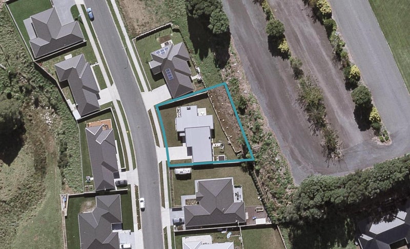 29 Cyrus Street, Whalers Gate, New Plymouth - Carousel 1