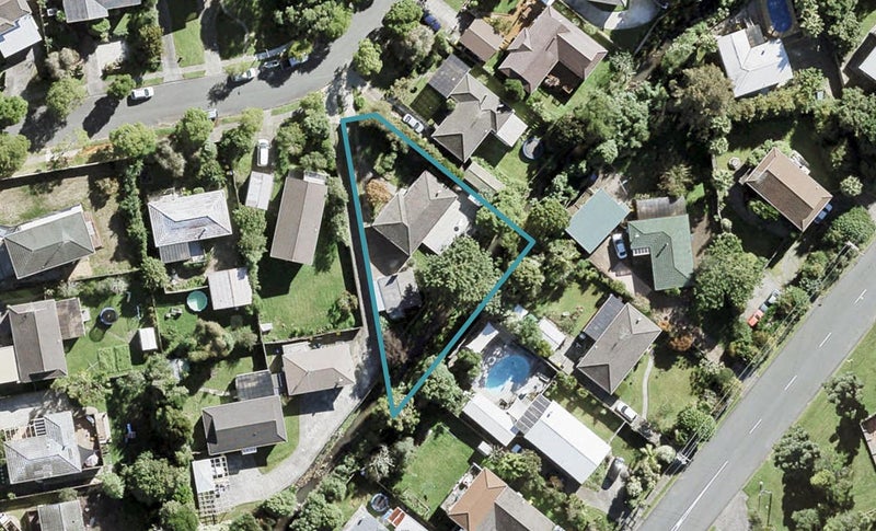 9 Jayne Place, Torbay, Auckland - Carousel 1