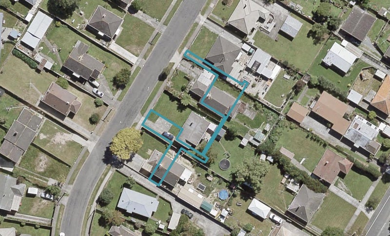 4/10 Biddle Crescent, Taita, Lower Hutt - Carousel 1