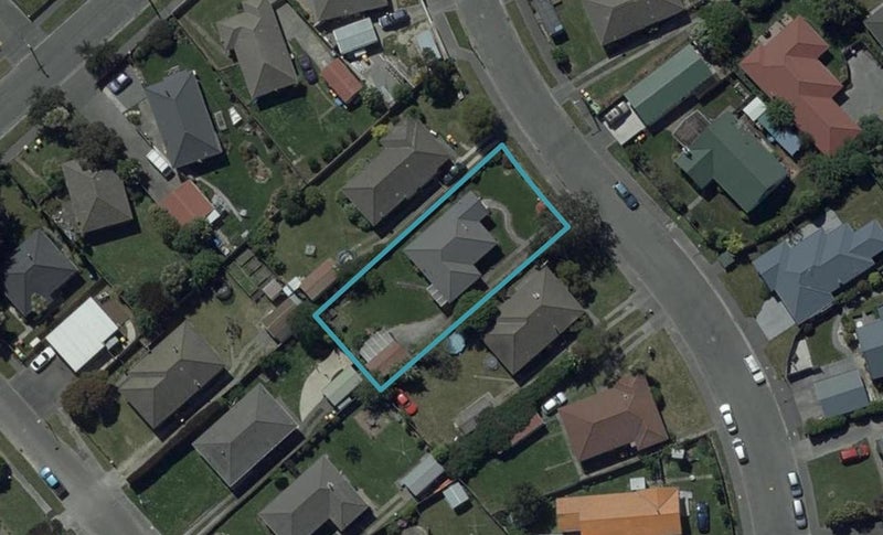 12 Dufek Crescent, Wigram, Christchurch - Carousel 1