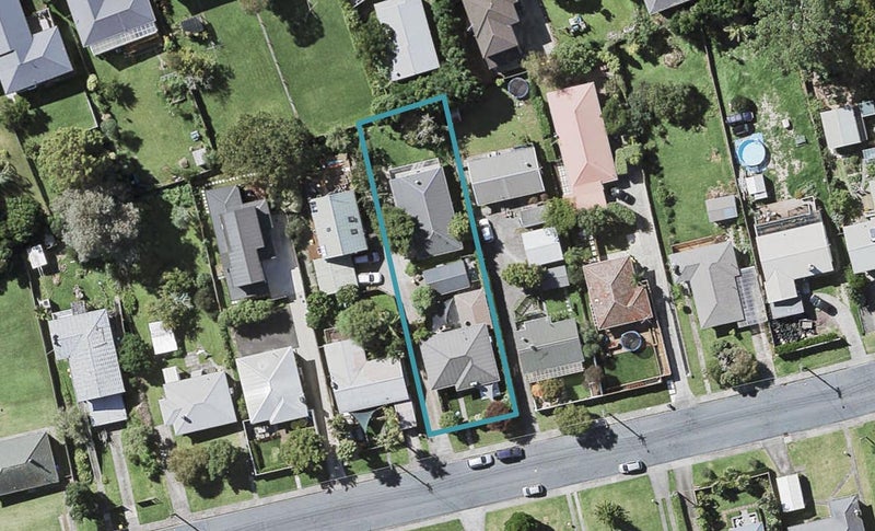 1/12 Montgomery Avenue, Belmont, Auckland - Carousel 1
