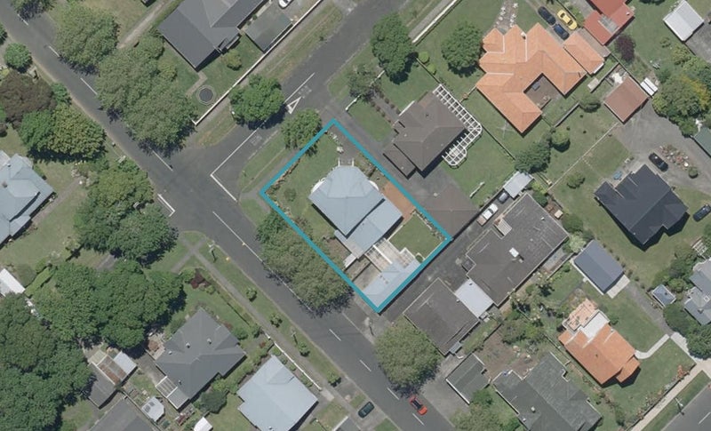 9 Tarata Street, Saint Johns Hill, Whanganui - Carousel 1