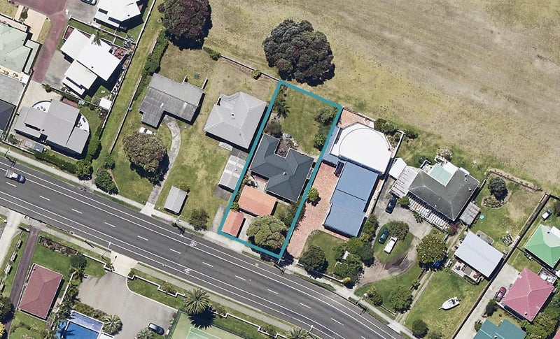219 Pohutukawa Avenue, Ohope, Ohope - Carousel 1