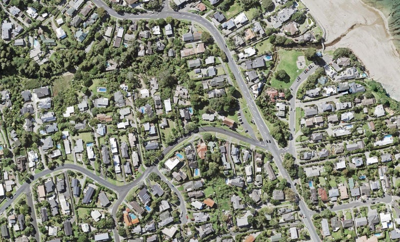 1/0 Park Rise, Campbells Bay, Auckland - Carousel 1