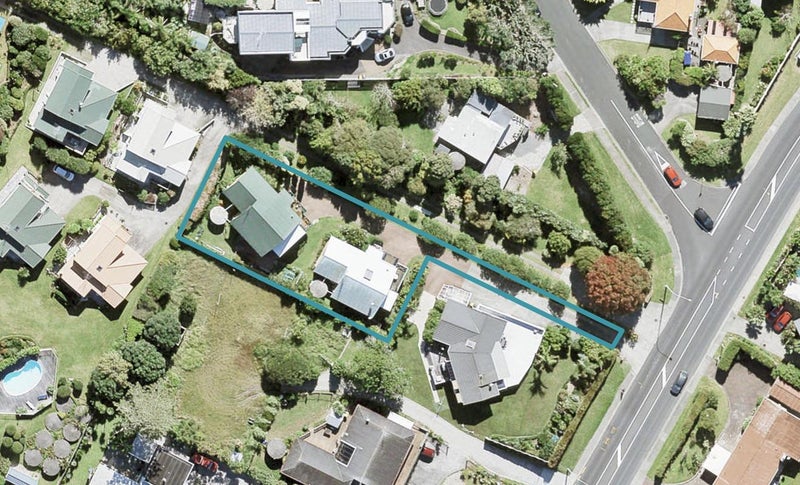 888B Whangaparaoa Road, Manly, Whangaparaoa - Carousel 1