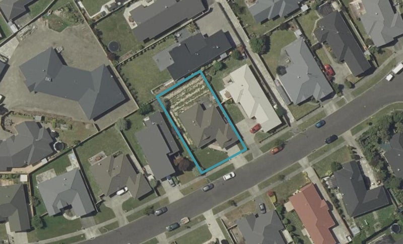 21 Meridian Grove, Kelvin Grove, Palmerston North - Carousel 1