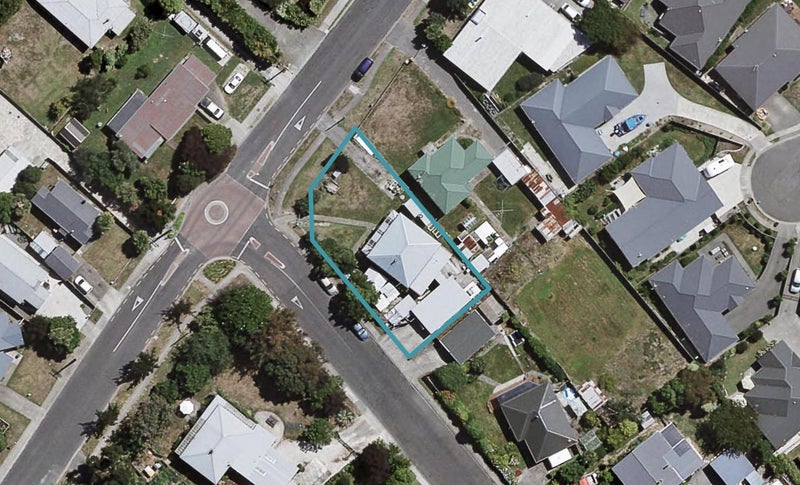 70 Ferry Road, Clive, Clive - Carousel 1