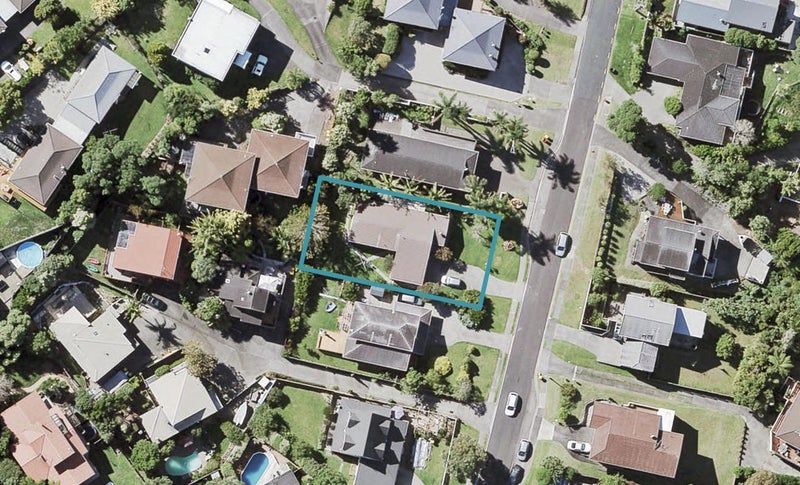 61 Nigel Road, Browns Bay, Auckland - Carousel 1