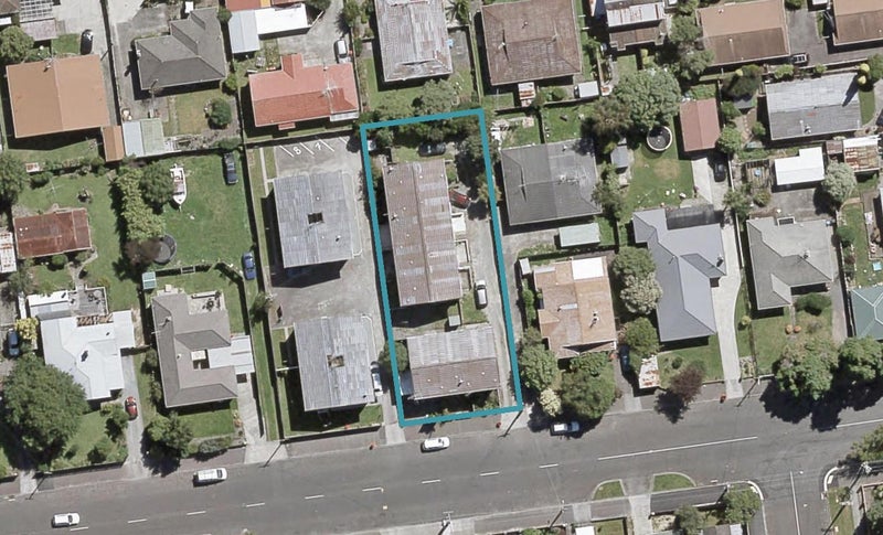 1/100 Martin Street, Wallaceville, Upper Hutt - Carousel 1