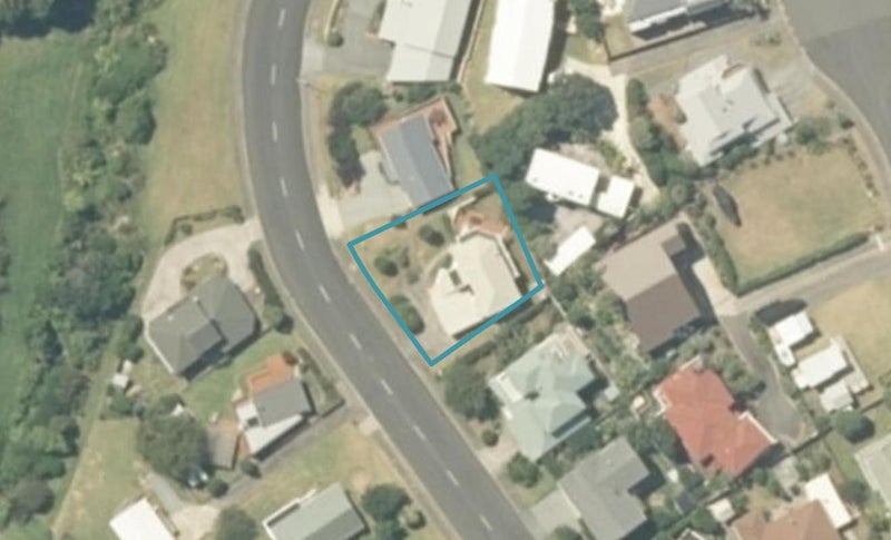 239 Onemana Drive, Onemana, Whangamatā - Carousel 1