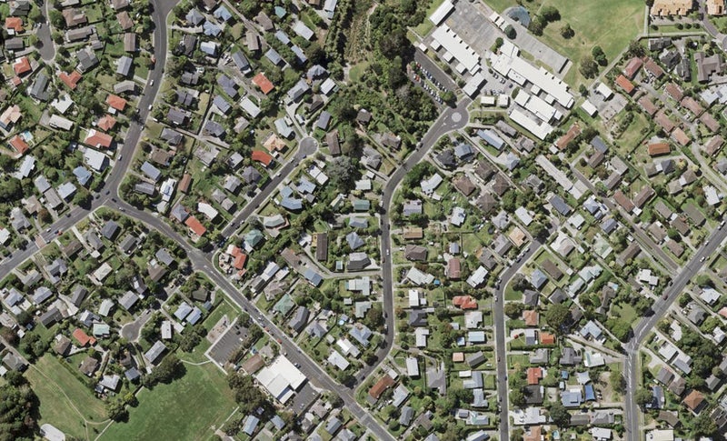 20 Lyford Crescent, Sunnynook, Auckland - Carousel 1