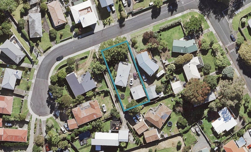 6 Roseneath Place, Birkdale, Auckland - Carousel 1