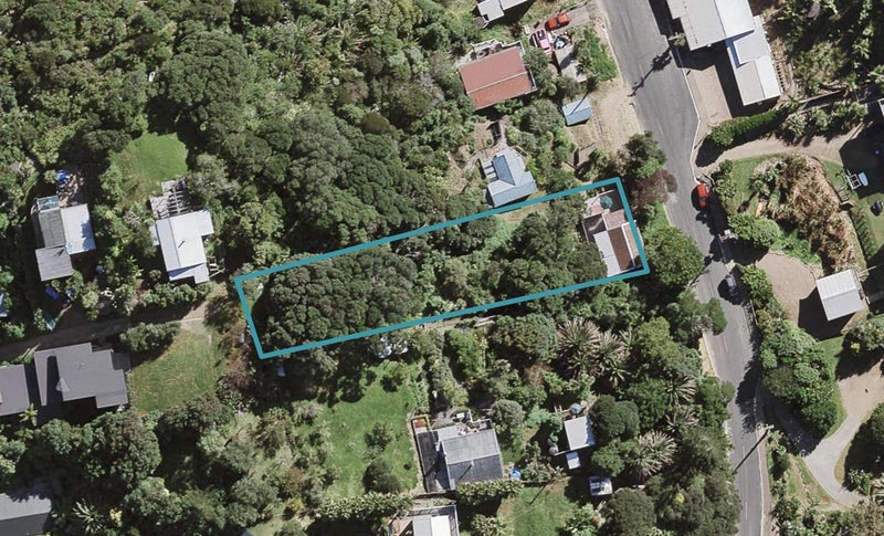 36 Palm Road, Palm Beach, Waiheke Island - Carousel 1