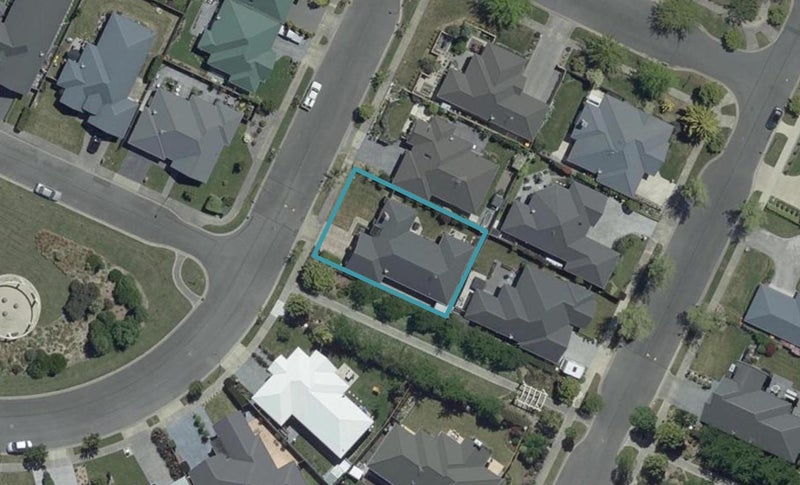 40 Wagner Crescent, Northwood, Christchurch - Carousel 1