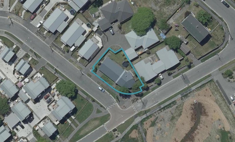 10 Aldershot Street, Aranui, Christchurch - Carousel 1
