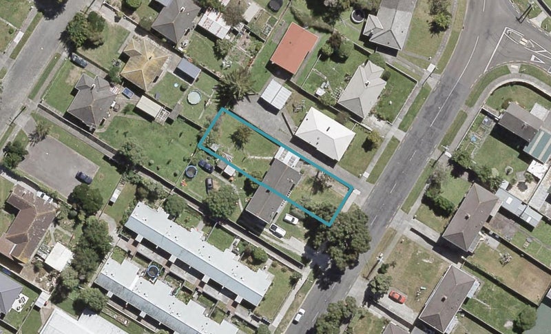 61 Reynolds Street, Taita, Lower Hutt - Carousel 1