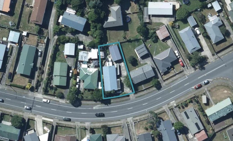 414 Warspite Avenue, Ascot Park, Porirua - Carousel 1