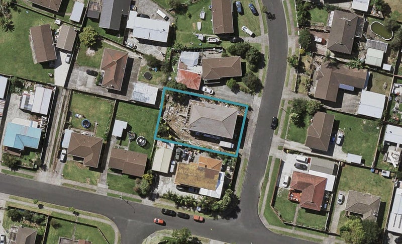 37 Dillon Crescent, Clover Park, Auckland - Carousel 1