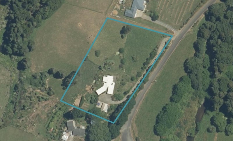 843 Limeworks Loop Road, Karamu, Hamilton - Carousel 1