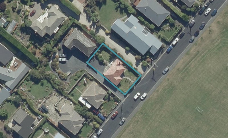 111 Belford Street, Waverley, Dunedin - Carousel 1