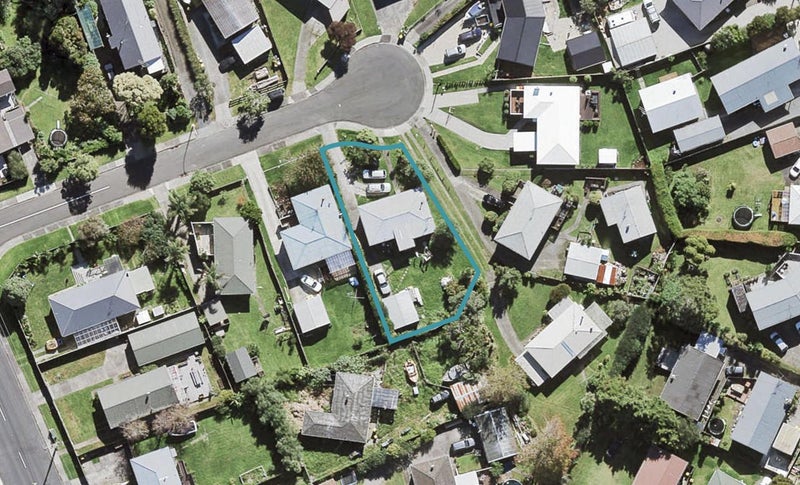 7 Gilpin Place, Beach Haven, Auckland - Carousel 1