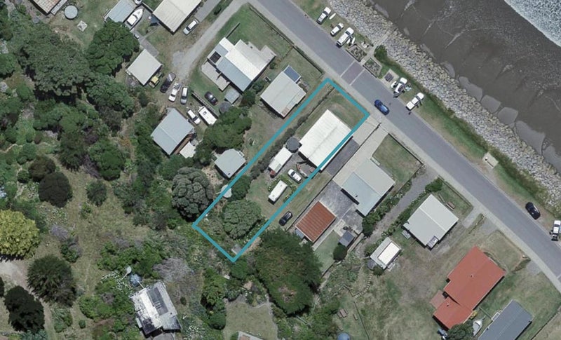 94 Jetty Road, Castlepoint, Tīnui - Carousel 1