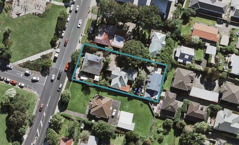 30C Morningside Drive, Morningside, Auckland - Carousel 1