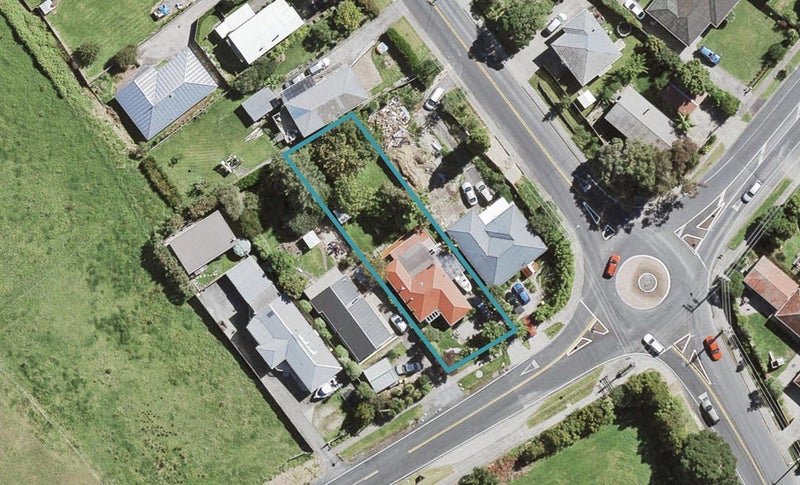 77 Forest Hill Road, Henderson, Auckland - Carousel 1