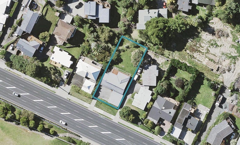 427 East Coast Road, Mairangi Bay, Auckland - Carousel 1